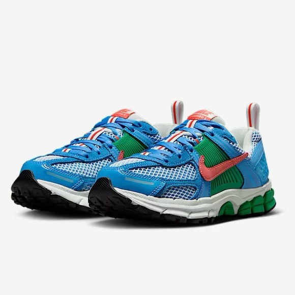 Nike Other - Nike Vomero 5 Sz 5.5